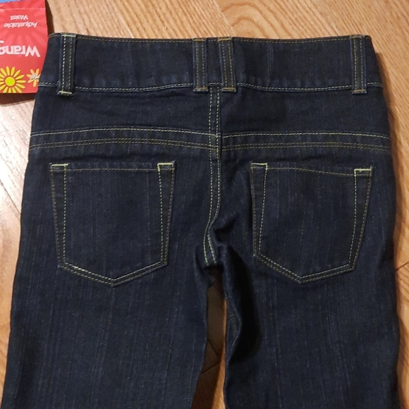 Girls Wrangler adjustable waist Jeans - Picture 5 of 5